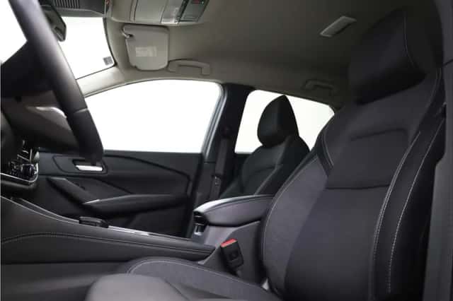Nissan Qashqai (2023) thumbnail 2