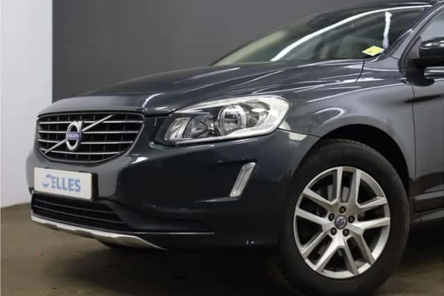 Volvo XC60 (2014) thumbnail 4