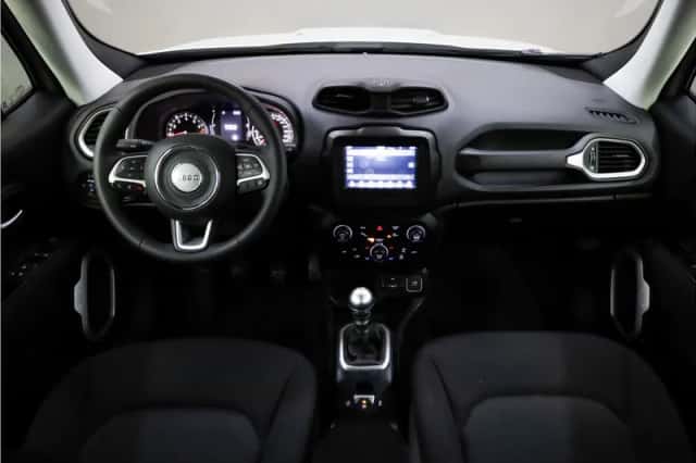 Jeep Renegade (2020) thumbnail 2
