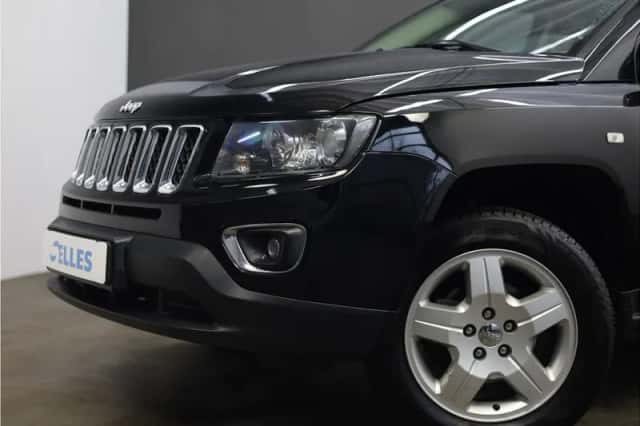 Jeep Compass (2014) thumbnail 4
