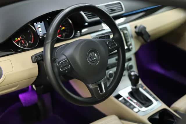 Volkswagen CC (2014) thumbnail 6