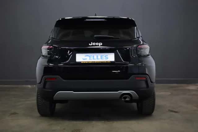Jeep Avenger (2024) thumbnail 5