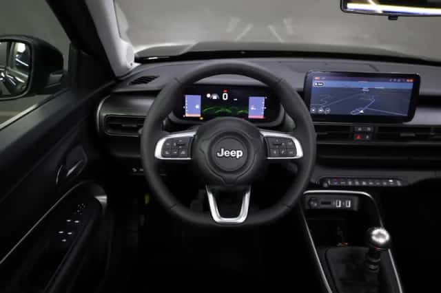 Jeep Avenger (2024) thumbnail 6