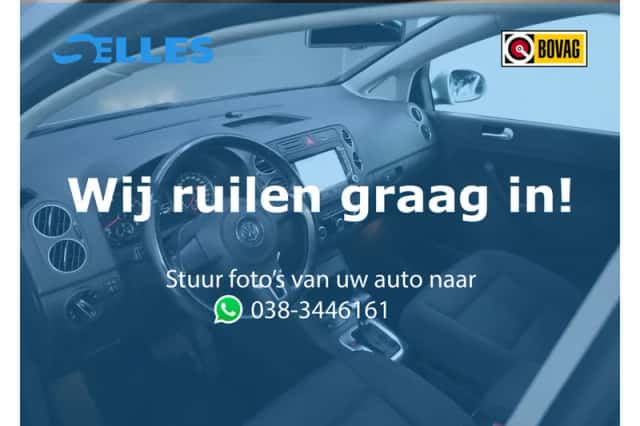 Volkswagen Golf (2010) thumbnail 3