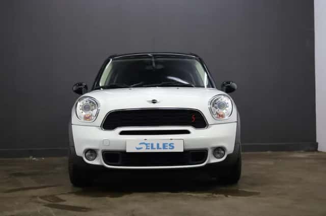 MINI Countryman (2011) thumbnail 4