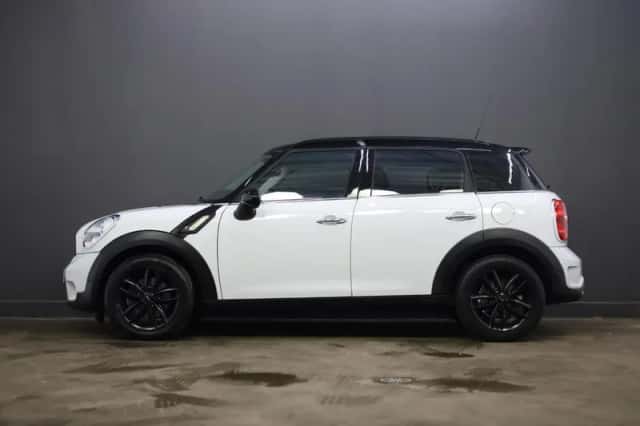 MINI Countryman (2011) thumbnail 5