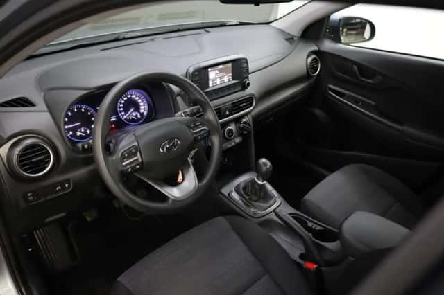 Hyundai Kona (2021) thumbnail 5