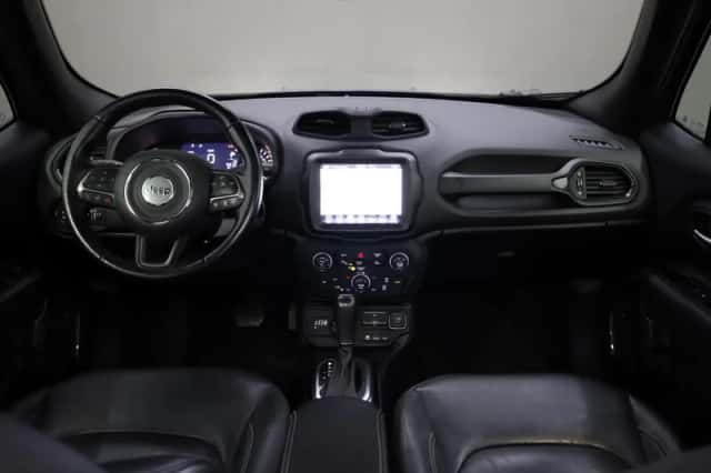 Jeep Renegade (2021) thumbnail 2