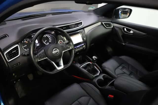 Nissan Qashqai (2018) thumbnail 2