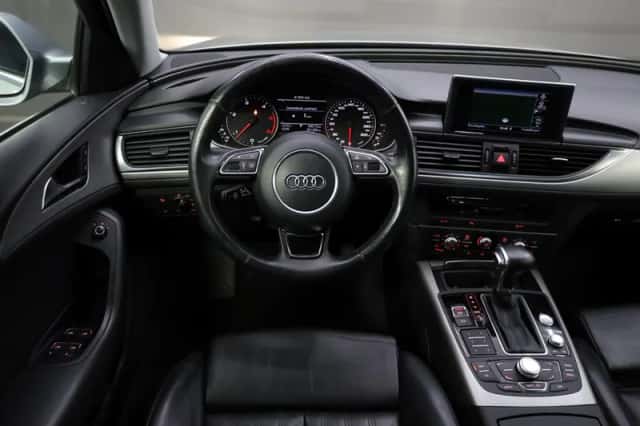 Audi A6 (2012) thumbnail 2