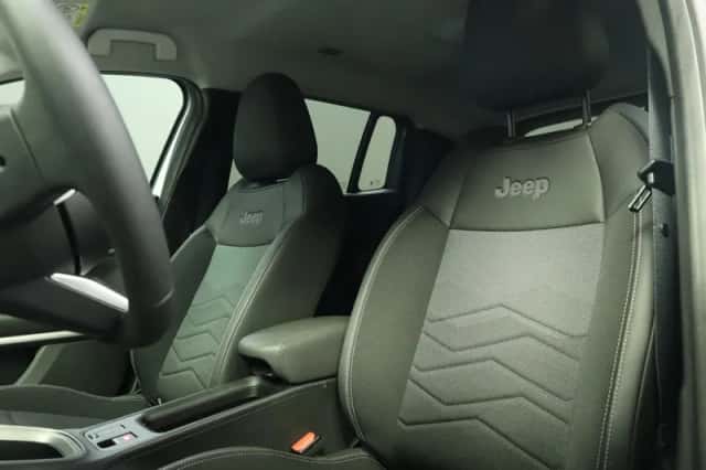 Jeep Avenger (2025) thumbnail 6