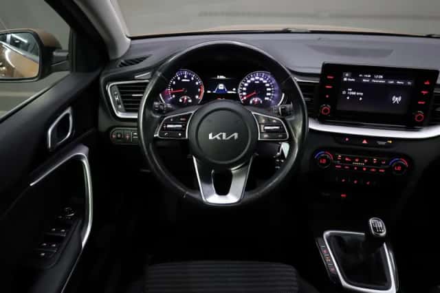 Kia Ceed Sportswagon (2022) thumbnail 6
