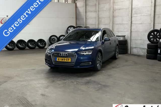 Audi A4 (2016) thumbnail 1