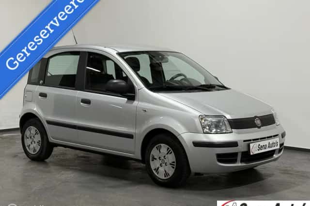 Fiat Panda (2010) thumbnail 2
