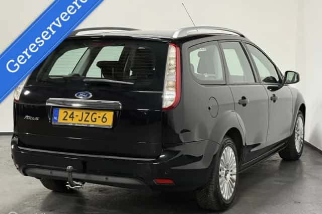Ford Focus (2009) thumbnail 6