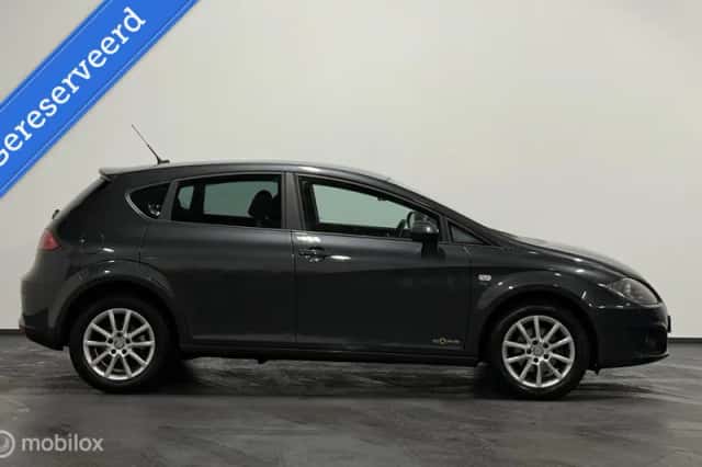 SEAT Leon (2011) thumbnail 5