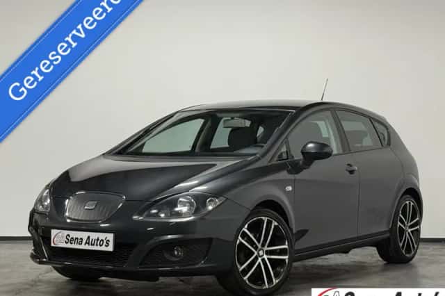 SEAT Leon (2011) thumbnail 1