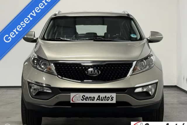 Kia Sportage (2014) thumbnail 2