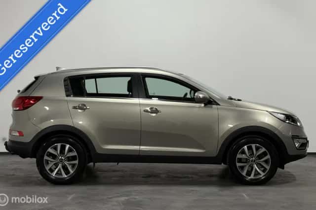Kia Sportage (2014) thumbnail 5