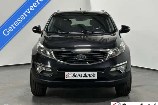 Kia Sportage (2010) thumbnail 2