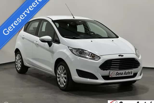 Ford Fiesta (2016) thumbnail 3