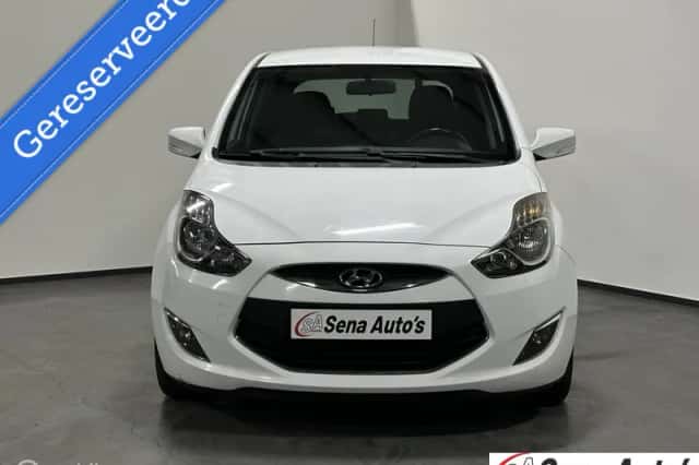 Hyundai ix20 (2011) thumbnail 2