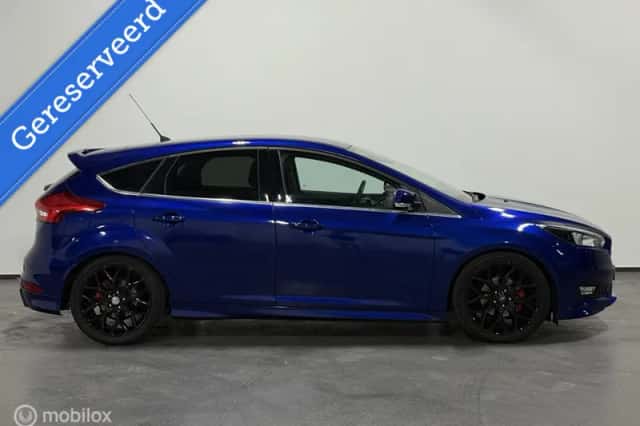 Ford Focus (2016) thumbnail 5