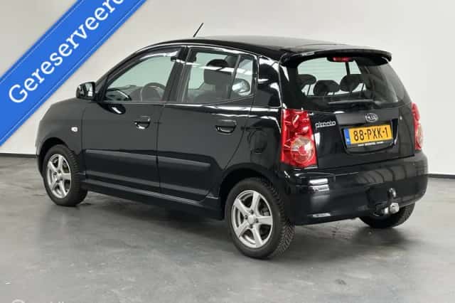 Kia Picanto (2012) thumbnail 5