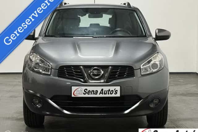 Nissan Qashqai (2011) thumbnail 2