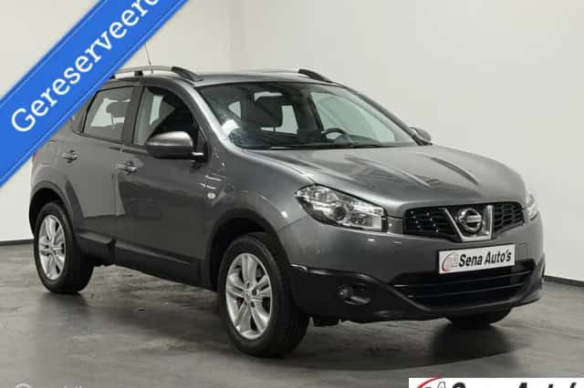 Nissan Qashqai (2011) thumbnail 3