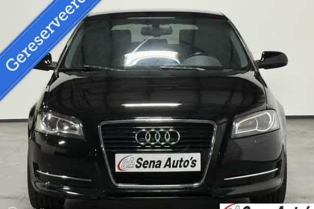 Audi A3 (2013) thumbnail 2