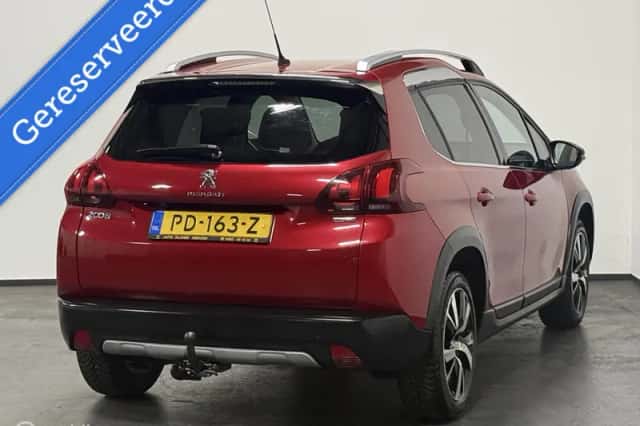 Peugeot 2008 (2017) thumbnail 6