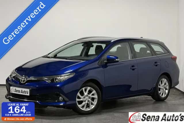 Toyota Auris (2017) thumbnail 1