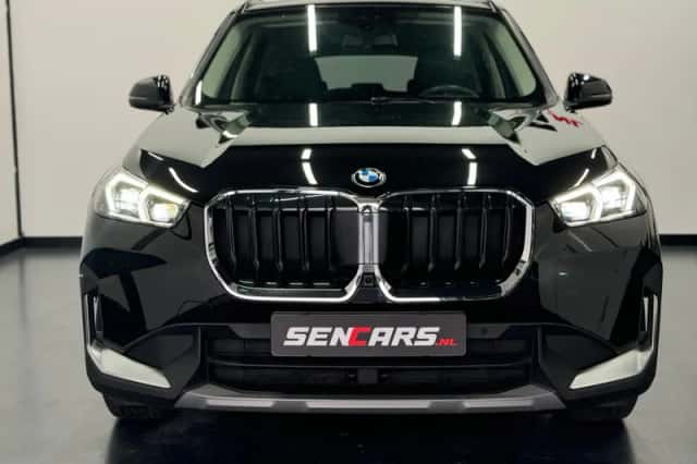 BMW X1 (2023) thumbnail 5