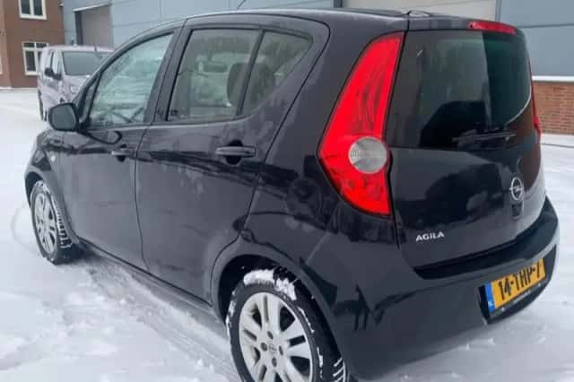 Opel Agila (2012) thumbnail 3