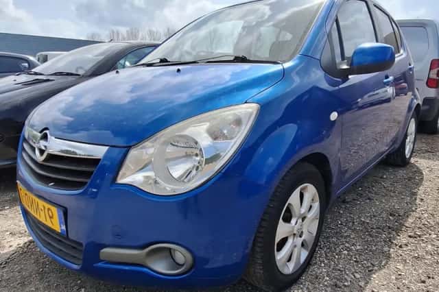 Opel Agila (2010) thumbnail 1