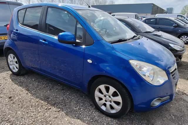 Opel Agila (2010) thumbnail 2