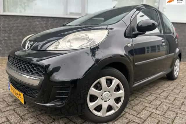 Peugeot 107 (2011) thumbnail 1