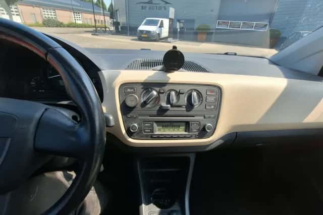 Škoda Citigo (2012) thumbnail 6