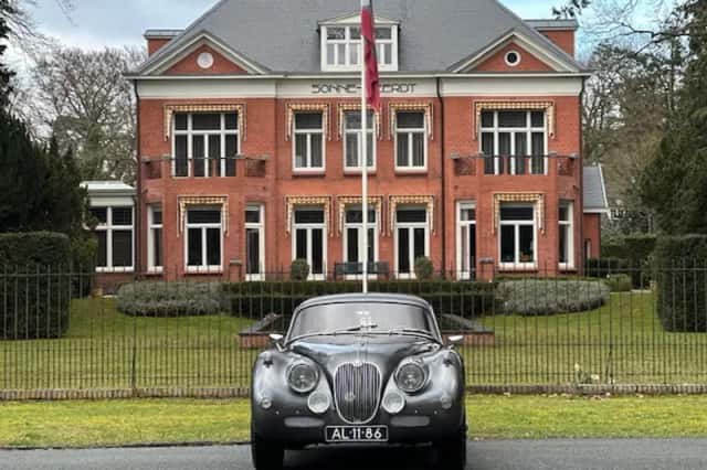 Jaguar XK 150 (1959) thumbnail 2