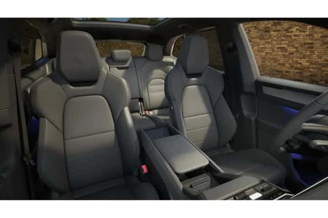 Porsche Cayenne (2026) thumbnail 4