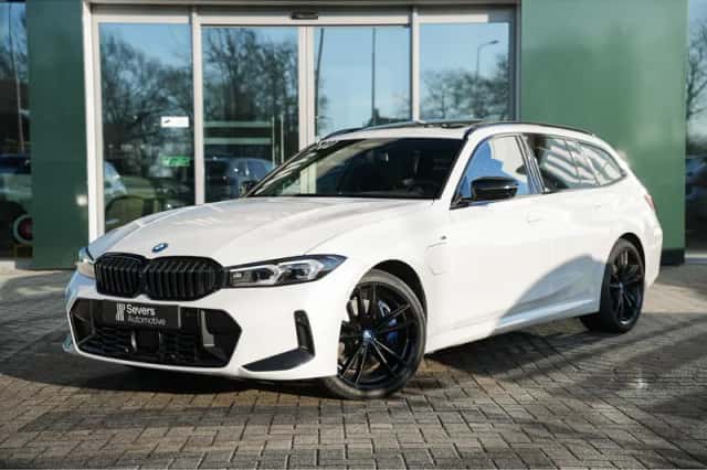 BMW 3-Serie (2024) thumbnail 2