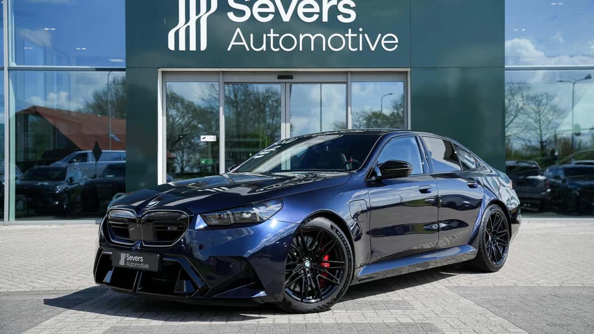 BMW M5 (2025) — foto 1
