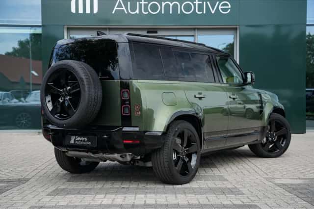 Land Rover Defender (2026) thumbnail 3