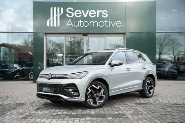 Volkswagen Tiguan (2025) thumbnail 1