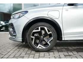 Volkswagen Tiguan (2025) thumbnail 7