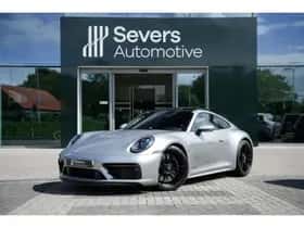 Porsche 911 (2024)