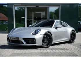 Porsche 911 (2024) thumbnail 2