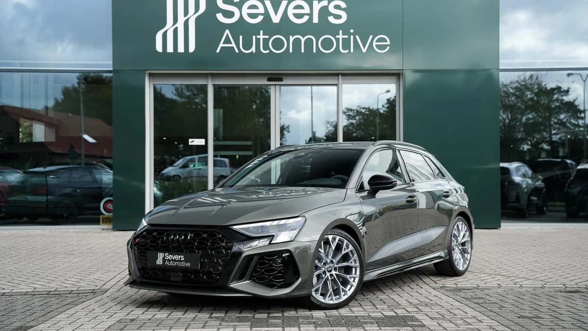 Audi RS3 (2023) — foto 1