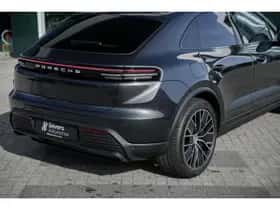 Porsche Macan (2025) thumbnail 11